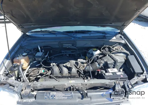 2003 Ford Escape Xlt из США, поврежденный, VIN 1FMCU93183KD07494